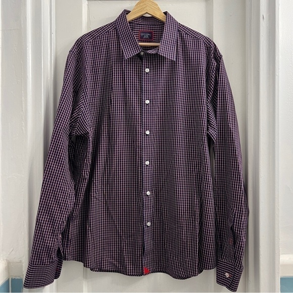 UnTuckit Blue and Red Check Long Sleeve Button Up Collared Dress Shirt, XL - Picture 1 of 3